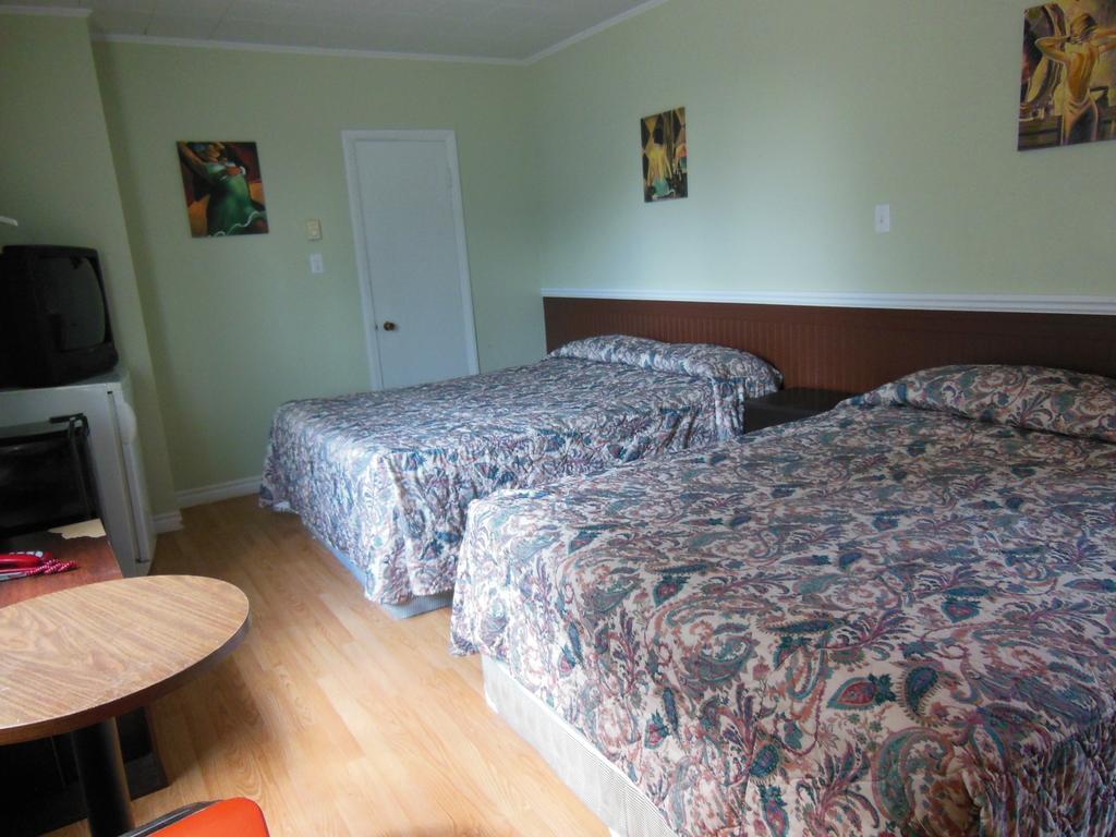 Motel Pierre Montréal Zimmer foto